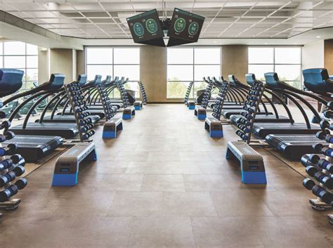 Fitness clubs des moines. Things To Know About Fitness clubs des moines. 